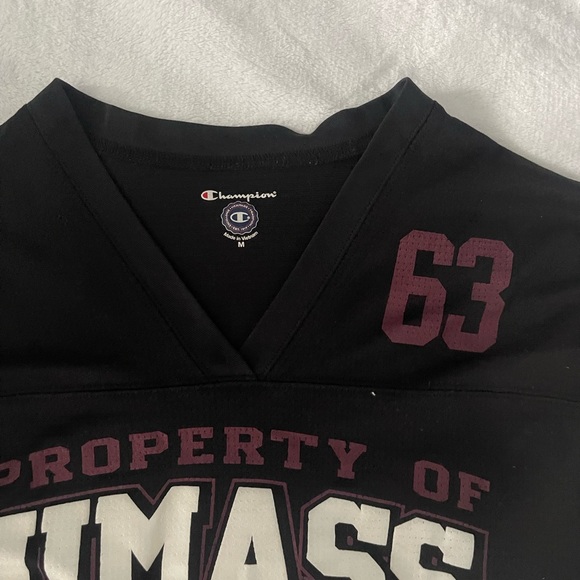 UMass Amherst football tee - Picture 2 of 3